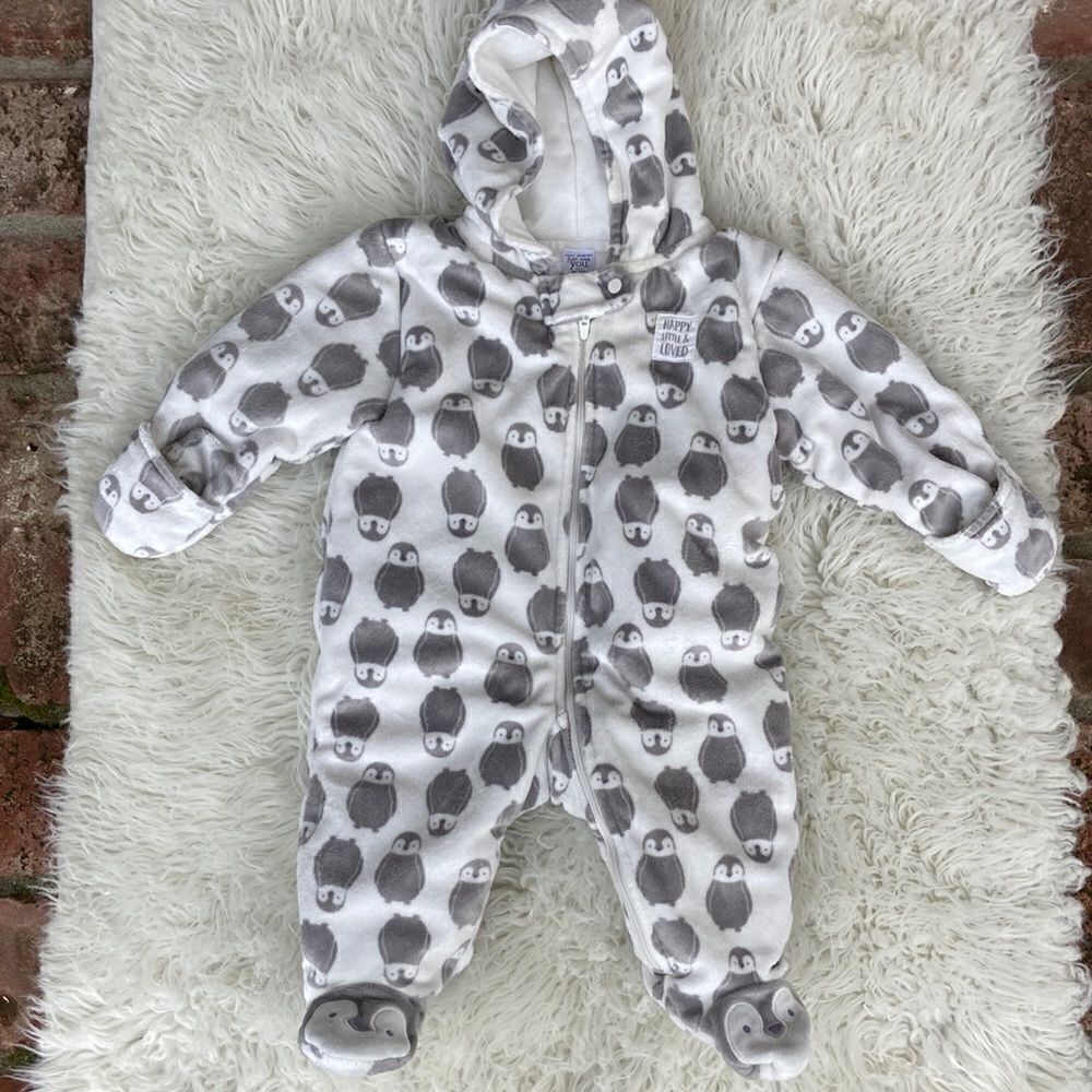 Carter’s Just for you Baby Penguin Hooded Bunting Size 6 Months